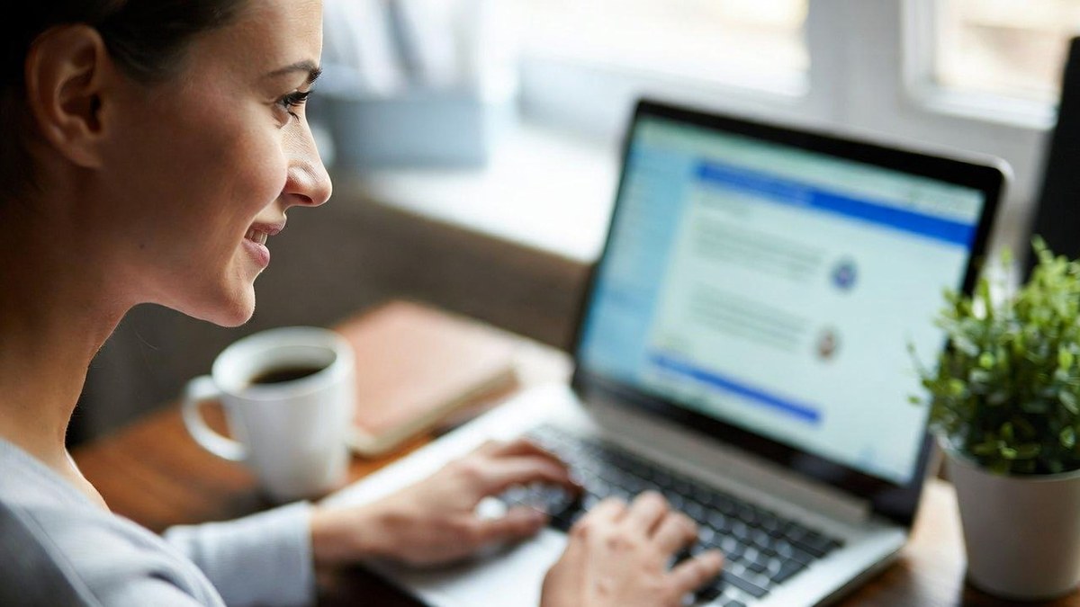 Make Chat Availability a Priority: Make Customer Service a Distinguishing Factor for Your Organization