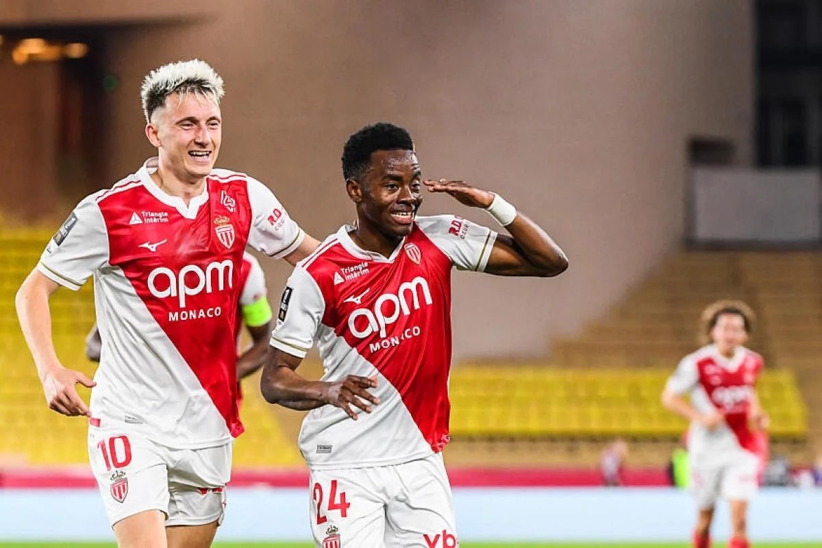 Monaco : enfin la lumière pour Simon Adingra ?