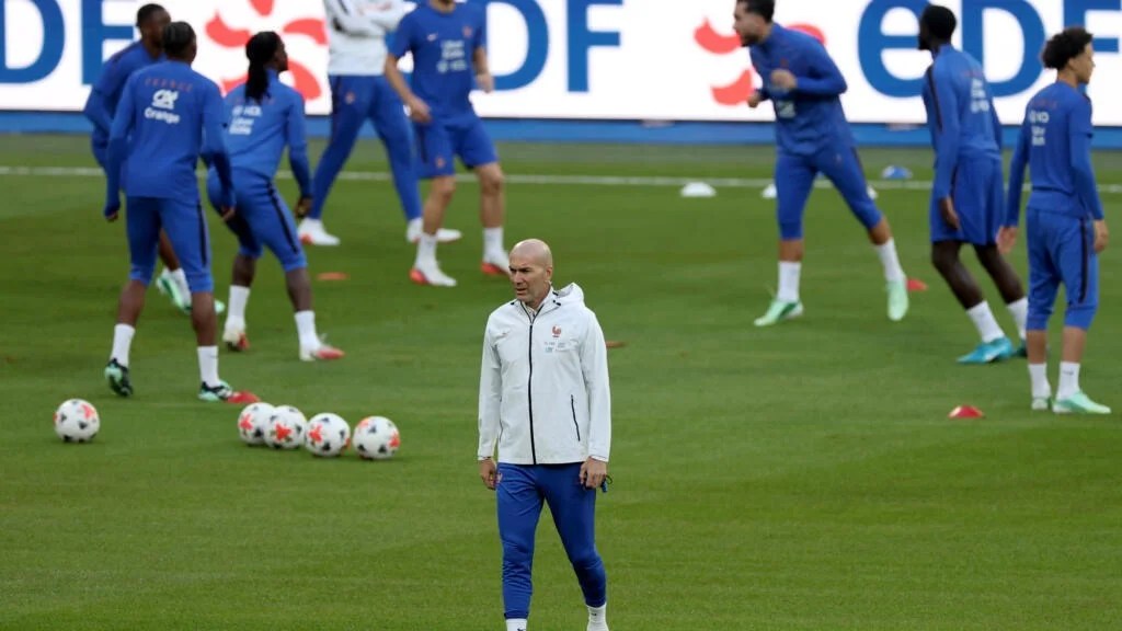 Les débuts de Zidane à la tête des Bleus : la nouvelle ère déjà en marche
