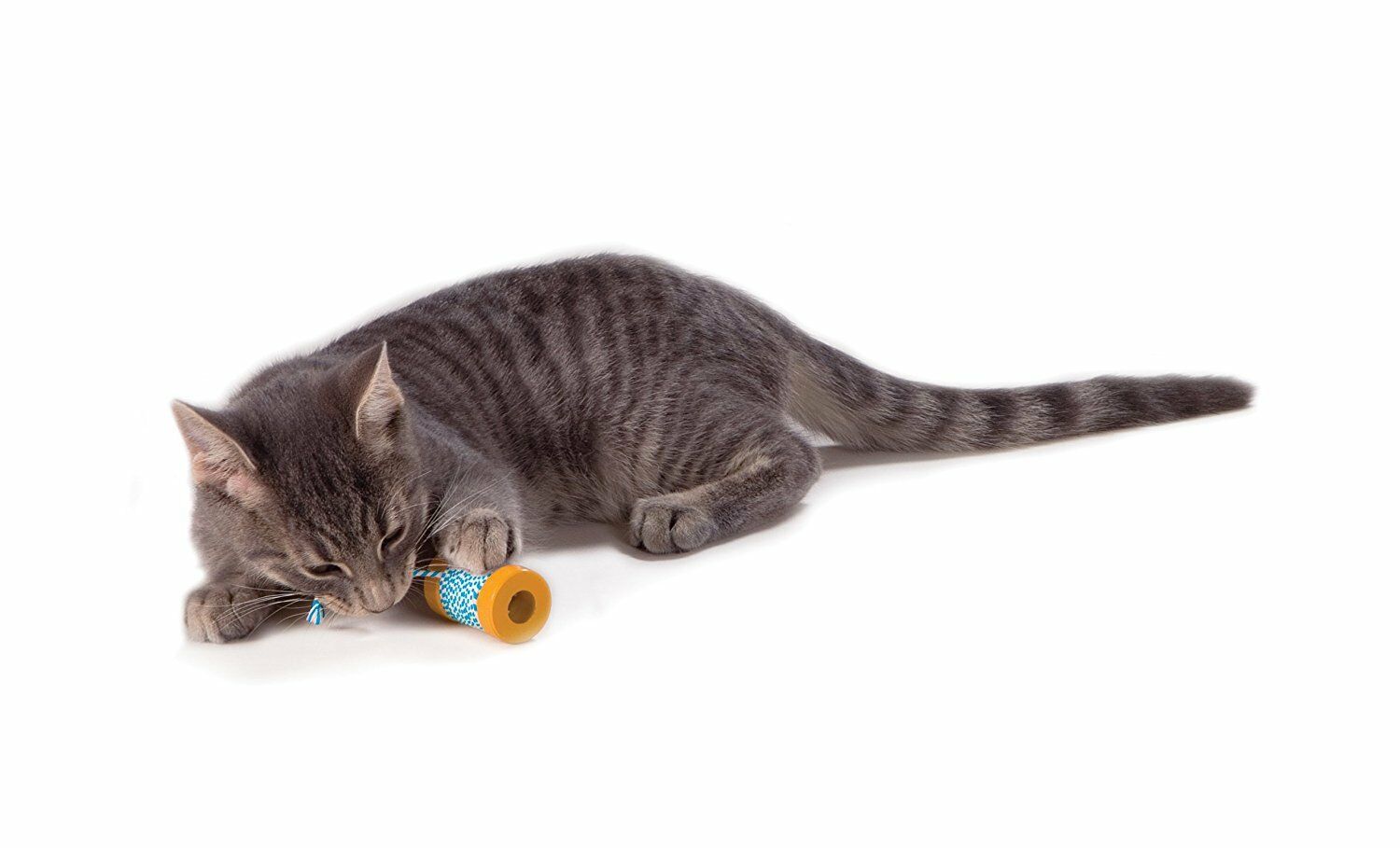 Petstages Okakat Catnip Infused Spool with String sd