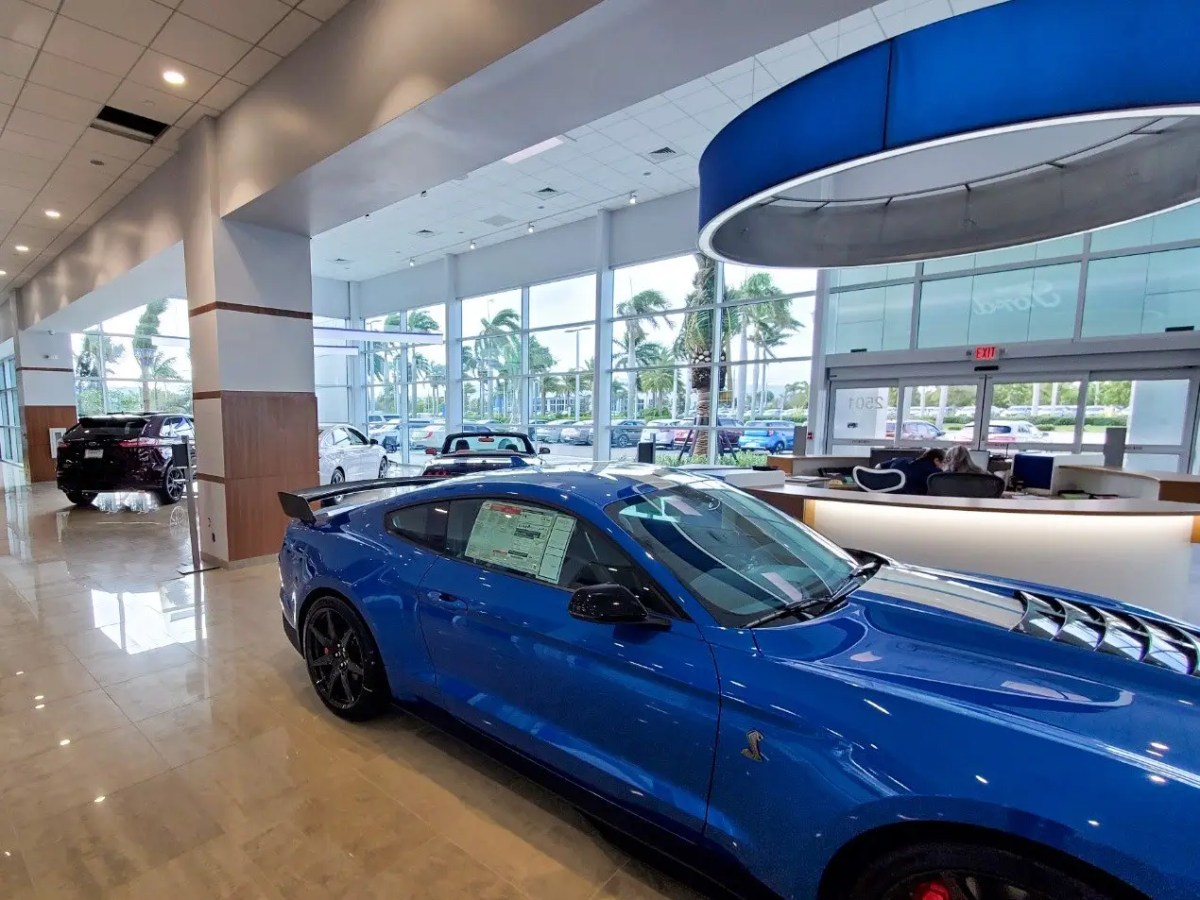 Grieco Ford Delray Beach Int 3