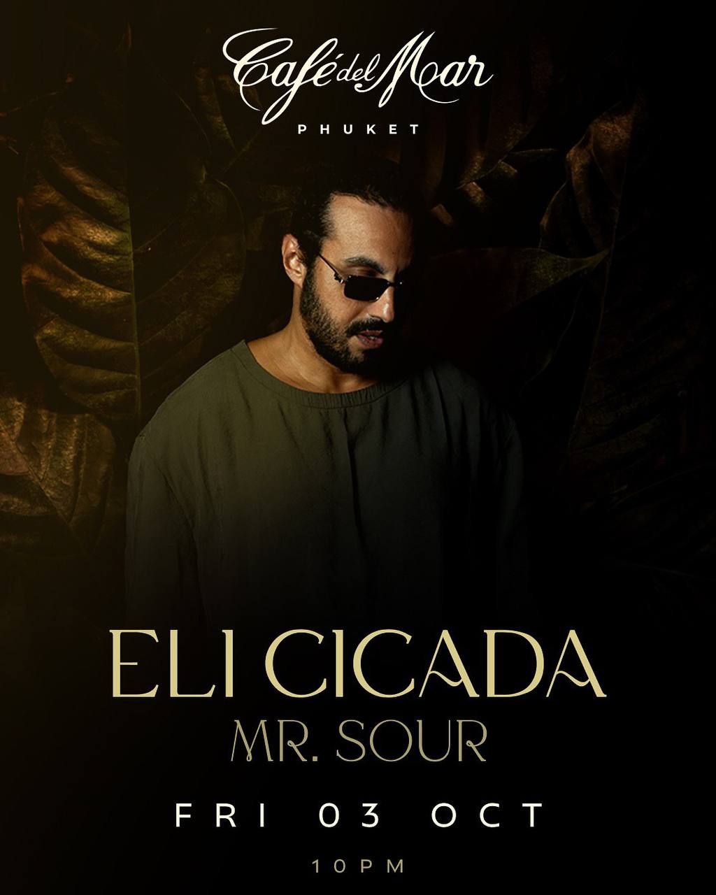 Eli Cicada at Café del Mar Phuket