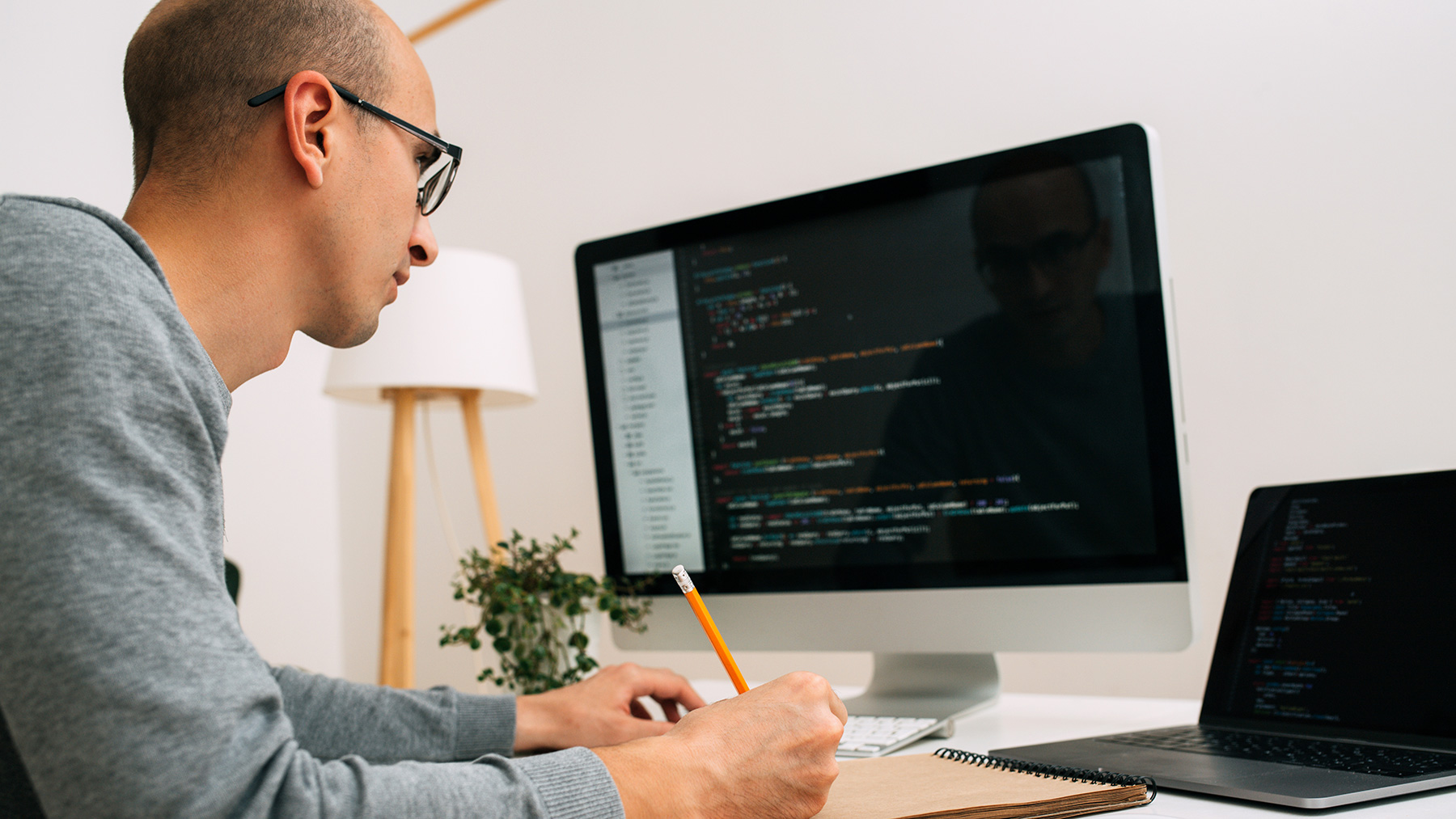 What Is the Difference Between Web Development and Full Stack Development?