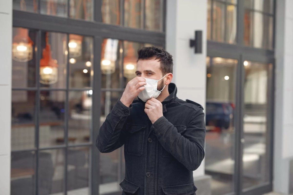 Antihistamines are commonly used medications that are helpful in management of various types of allergies. It is also helpful in sneezing, itching, and a runny nose.