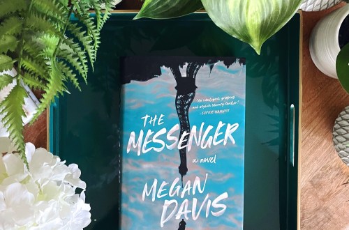 The Messenger by Megan Davis is a literary thriller with an edgy crime fiction twist set in the dark heart of Paris