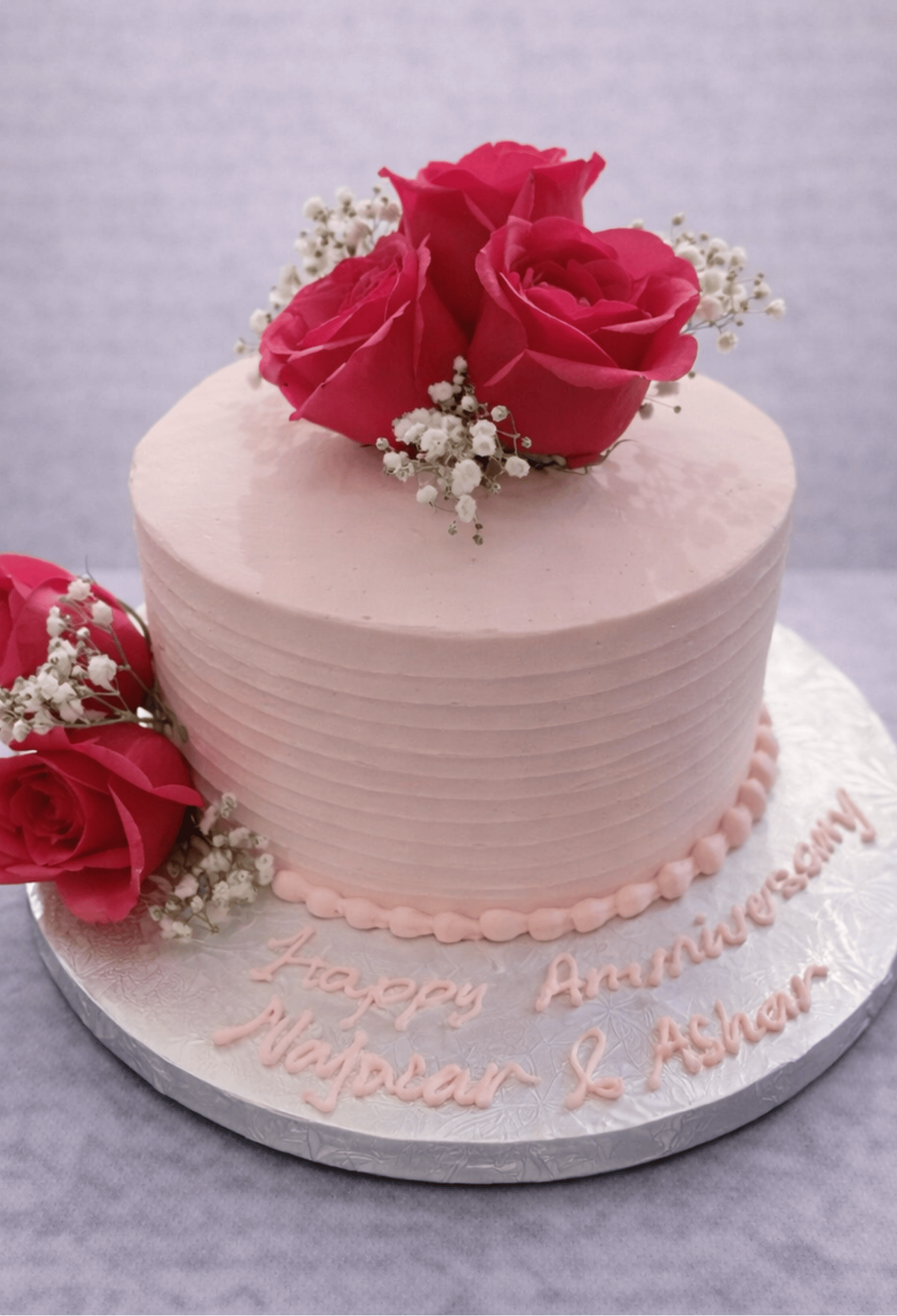Custom milestone anniversary cake by Pheystry