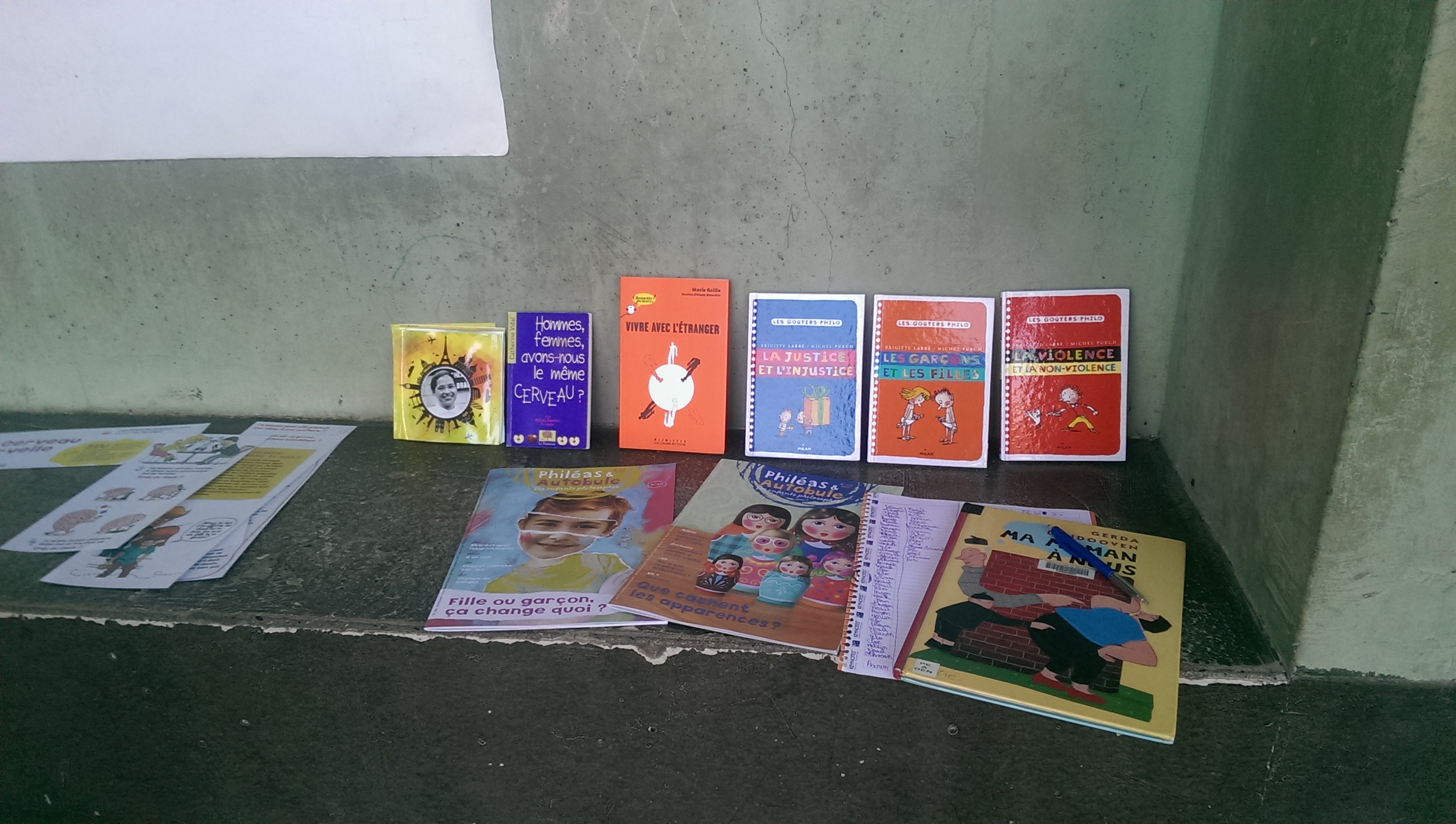 Des livres, des jeux et des couleurs...