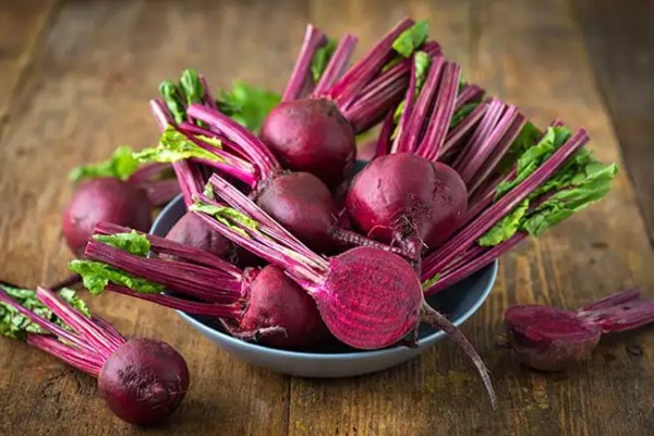Cette plante-racine colorée fournit à votre animal des antioxydants