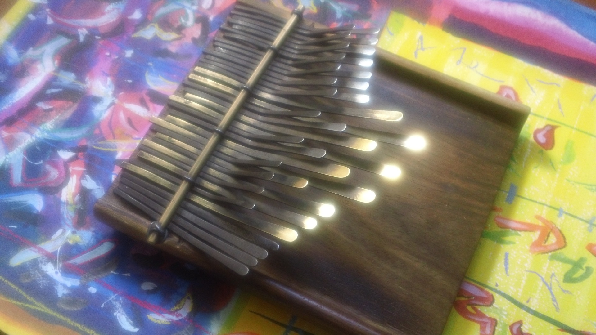 Njari 3 octave and a 3rd