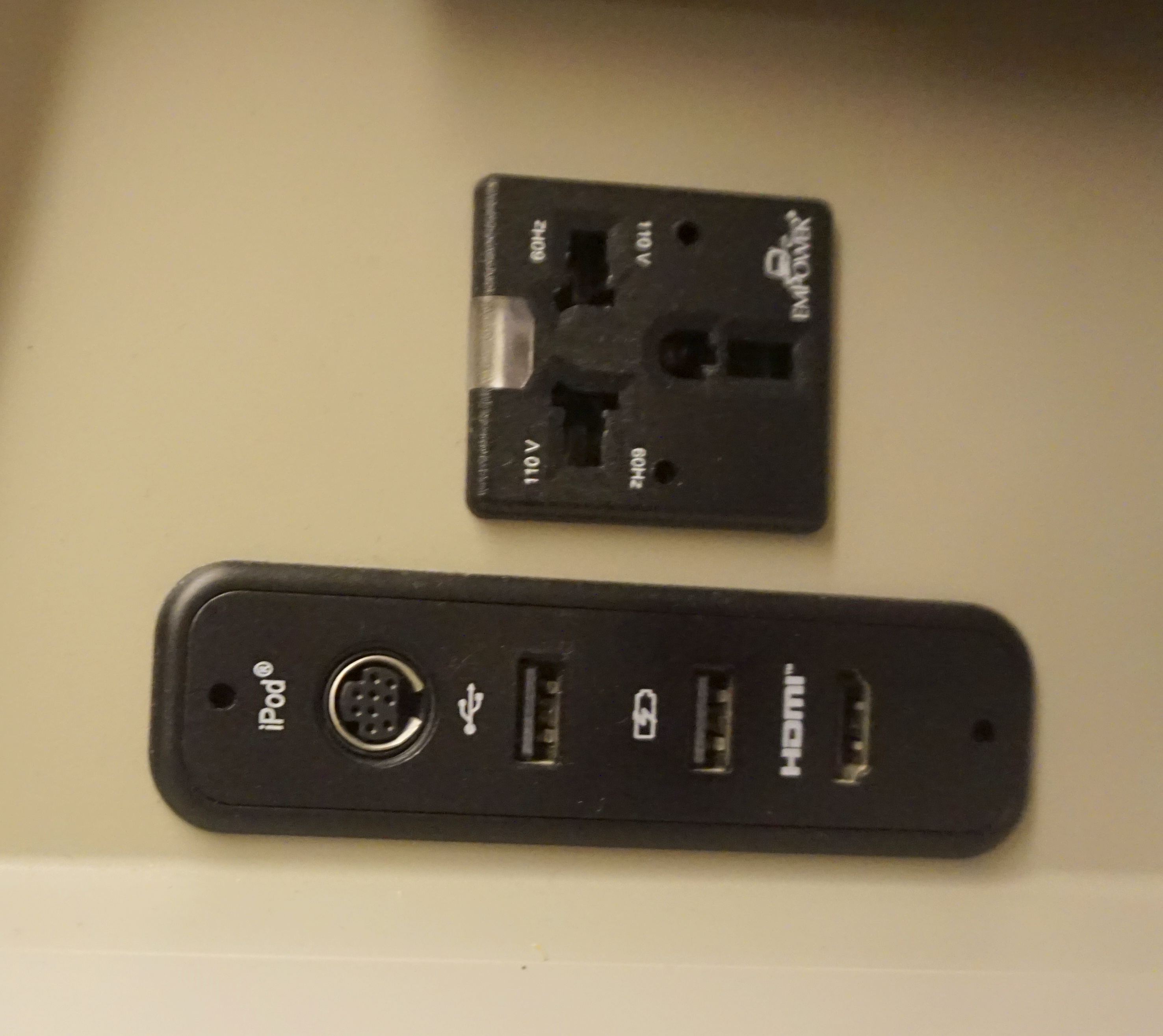 Review Singapore Airlines (777300) Business Class Singapore to Tokyo