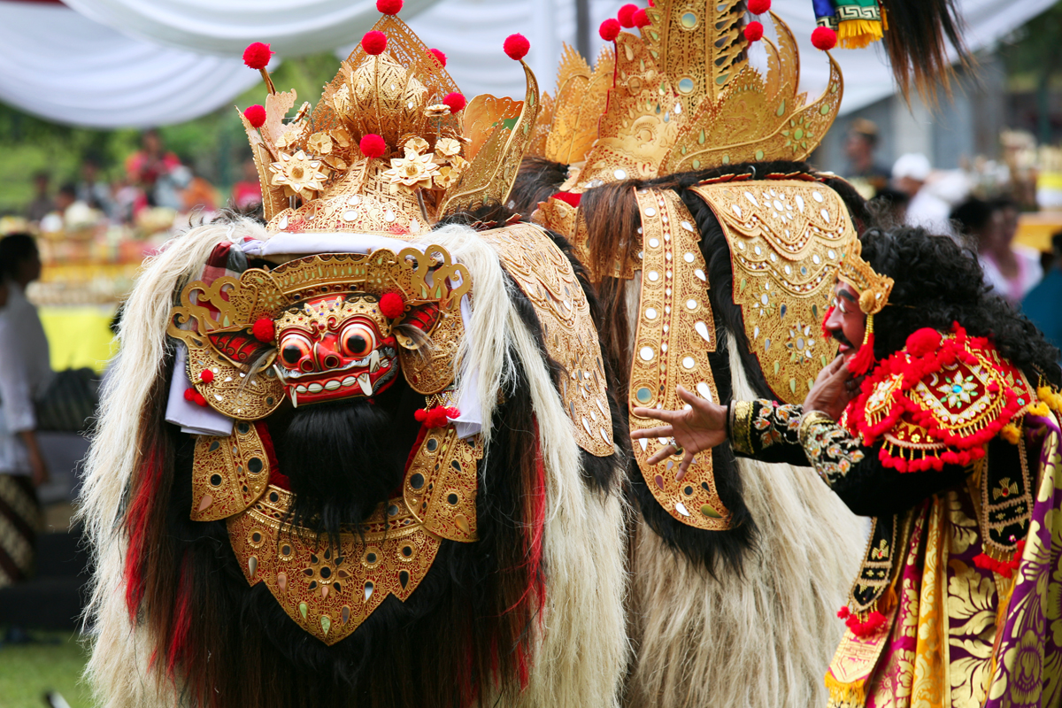 alasan mengapa bule cinta bali