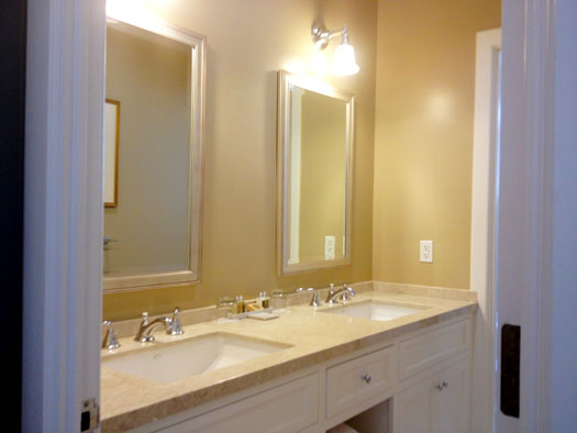 Large bathroom with double sinks
