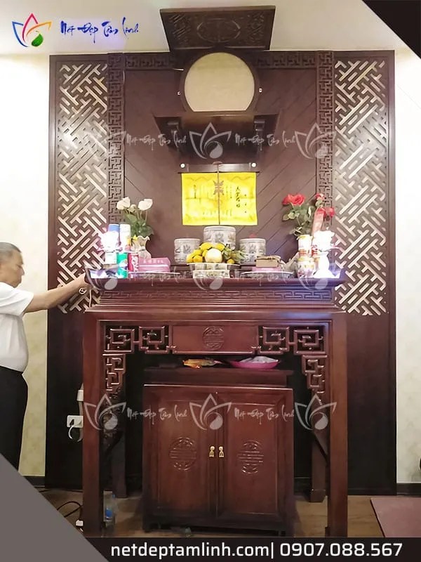 Cách rút chân nhang bàn thờ gia tiên chuẩn phong thủy năm 2023
