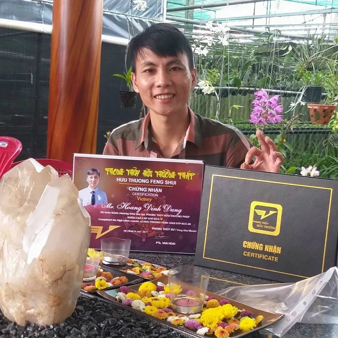 gioi thieu ve tac gia nhat tam