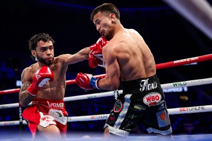 Oscar Collazo's Dominant Performance: Retaining the Unified 105lbs Title (2026)