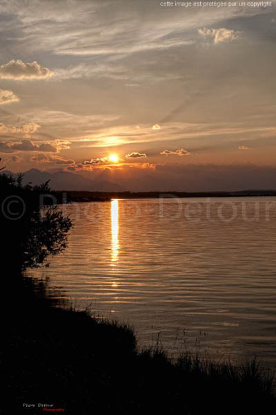 Coucher de soleil sur le lac Payne - Waterton Lakes - Alberta - Canada