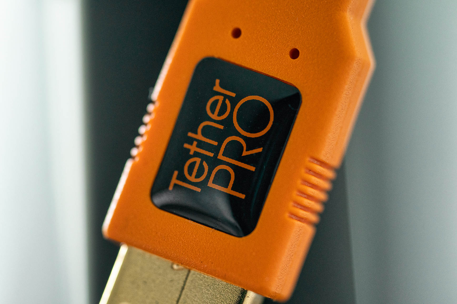 Tether Tool usb cable