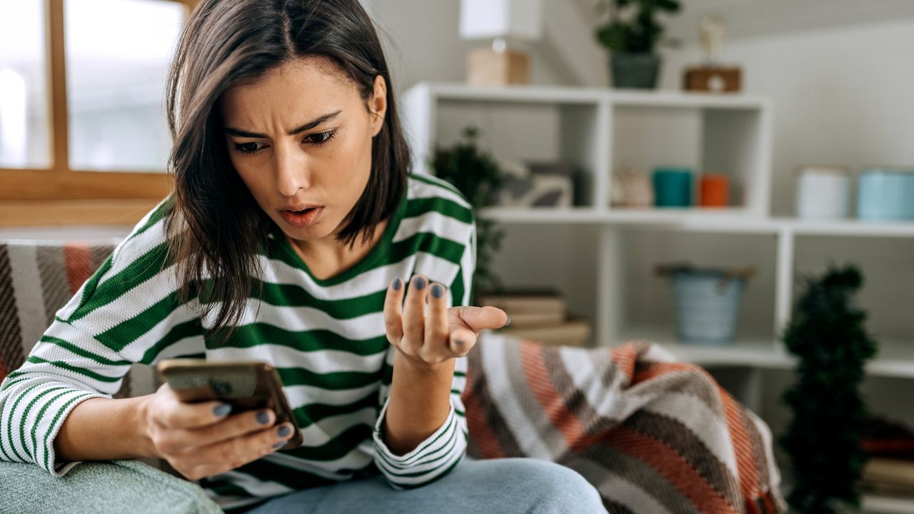 « L&rsquo;escroc observe en temps réel » : méfiez-vous, des cybercriminels utilisent FaceTime pour voler les informations bancaires de leurs victimes
