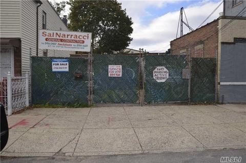 The house is situated in the richmond hill neighborhood. 87 14 110th St Richmond Hill Ny 11418 6 Photos Mls 2980590 Movoto