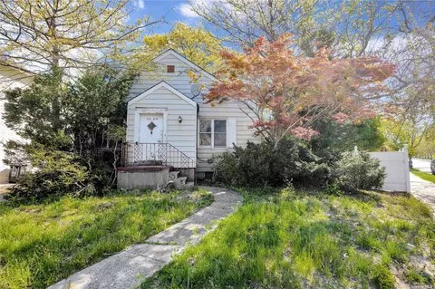 108 fresh meadows homes for sale & fresh meadows, ny real estate