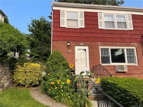 80 Stockbridge Rd, Yonkers, NY 10710 | 27 Photos - Movoto (25)