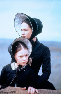 After a long voyage from scotland, pianist ada mcgrath and her young daughter, flora, are left with all their belongings, including a piano, . The Piano 1993 Photo Gallery