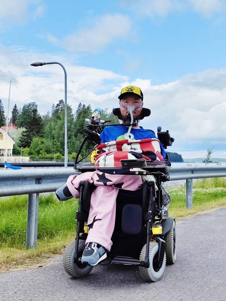 Minä Laitaatsalmen rannalla.
