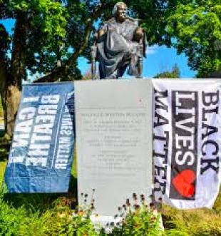Fuller stature with BLM flags