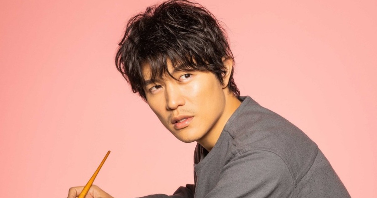 鈴木亮平挑戰漫畫家～ 確定主演王道戀愛劇「戀愛漫畫家」。