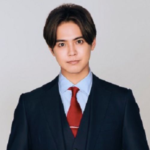 日劇_我推成了我的上司_人物介紹_桐生斗真: 高城修一（片寄涼太）