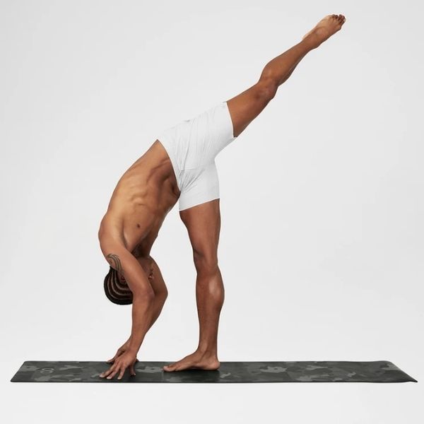 Best Men’s Yoga Mats in 2021 Pinstripe Men's Lifestyle Magazine