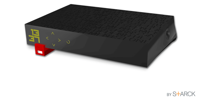Manette Freebox Revolution V6 - Avec Fil - Noir - Excellent état
