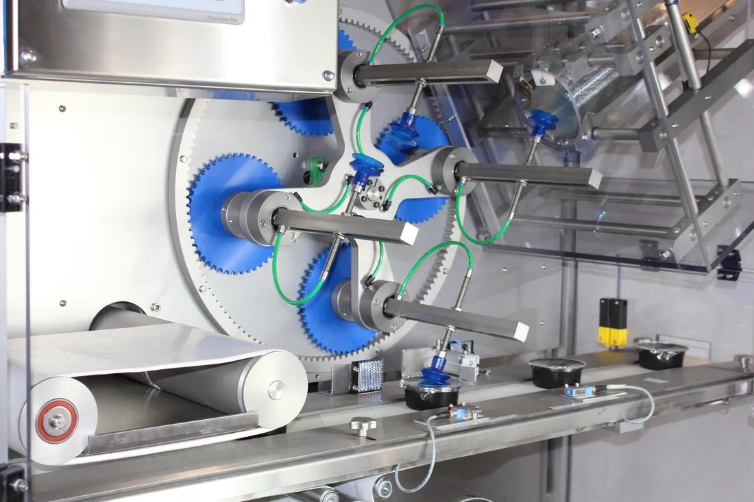 PiP lidding machines
