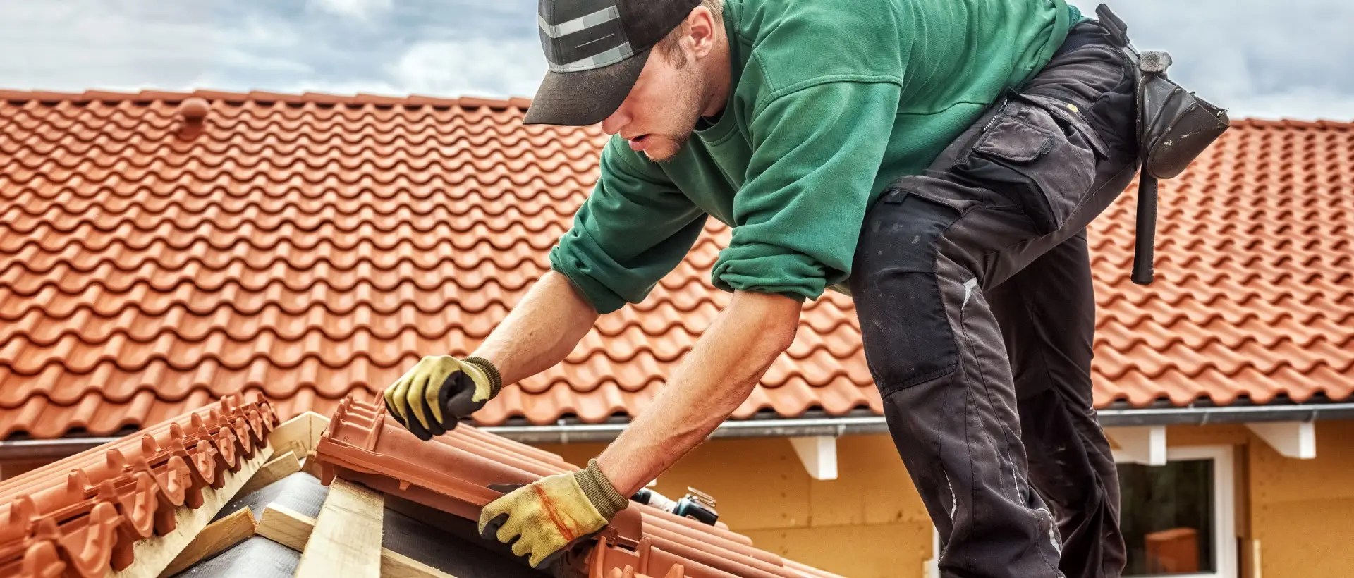  Roof Repair - Florida Tile Roof Installation: A Step-by-Step Guide - Roofing Services Brandon