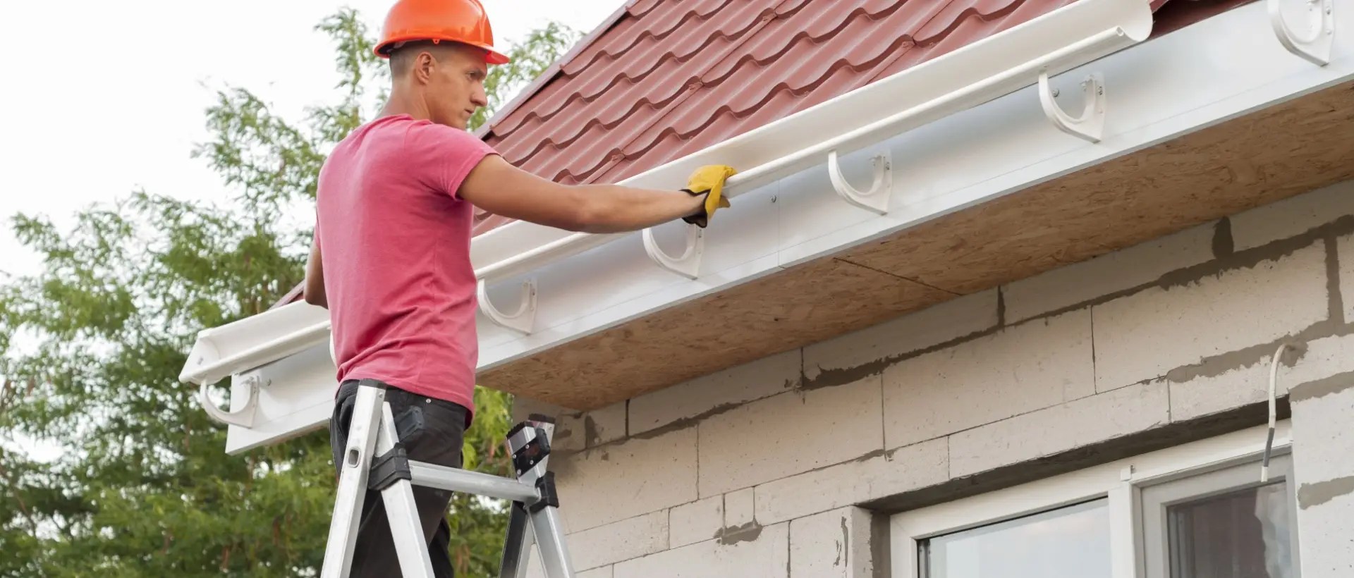 Rain Gutter Replacement