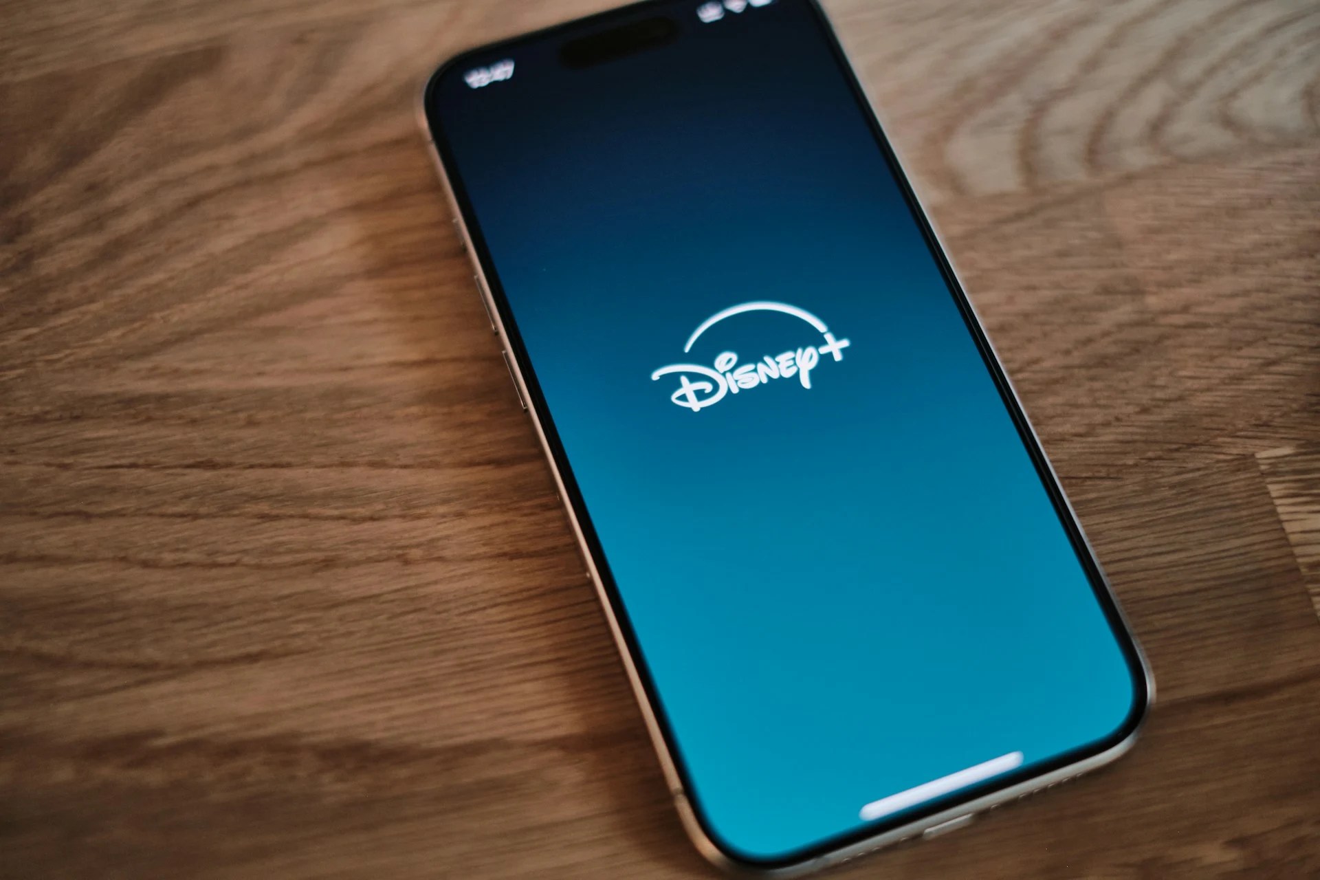 disney+
