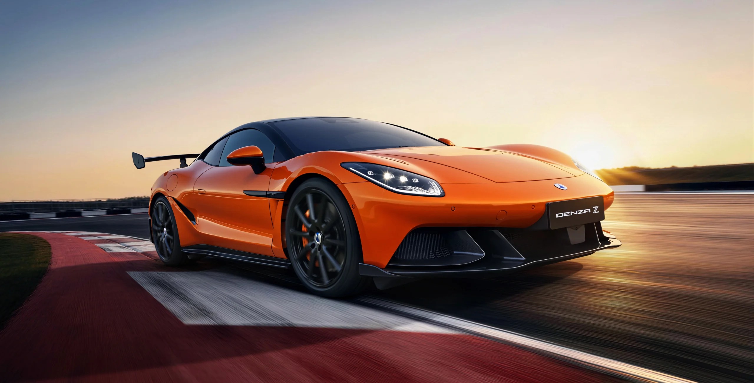 Denza Z brings a powerful 1,604 hp EV that beats Porsche