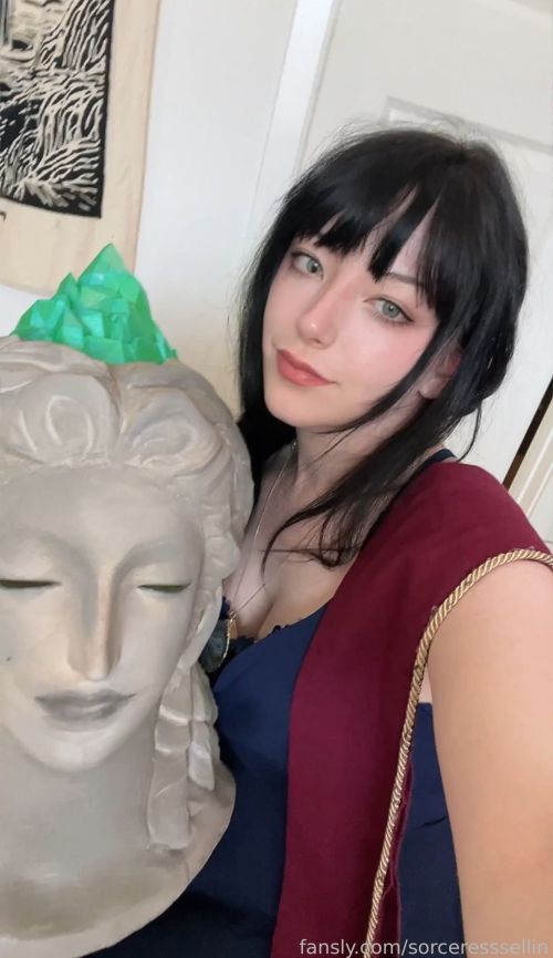 sorceresssellin