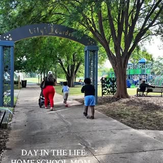 keepingupwithqueenx3_