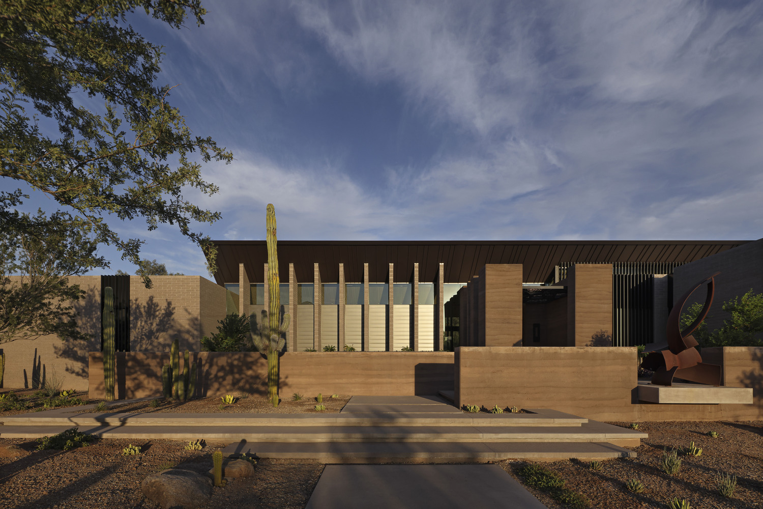 Architects Kendle Design Create an Expansive Desert Home in