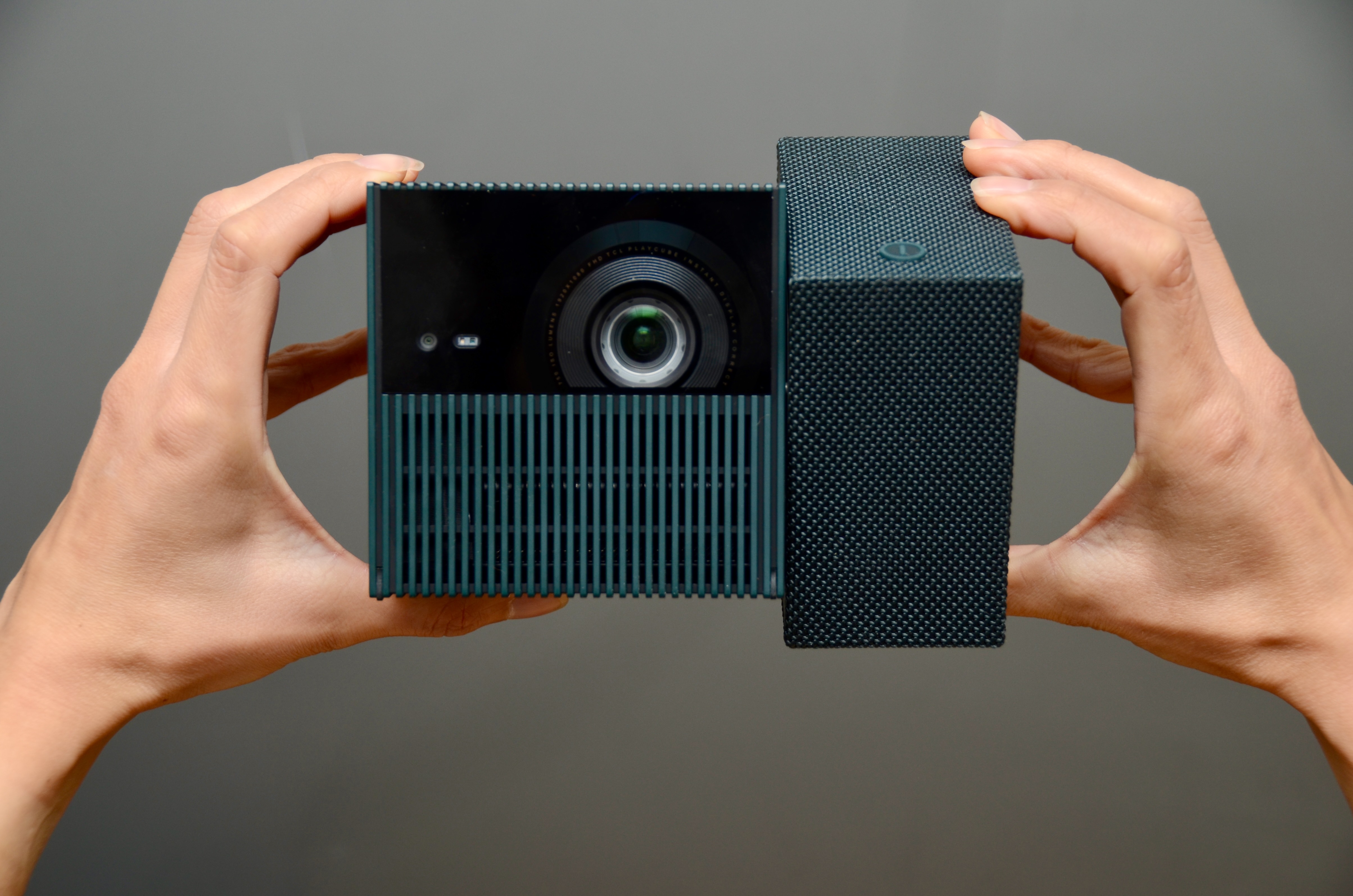 TCL’s PlayCube projector is more fun than a Rubik’s Cube