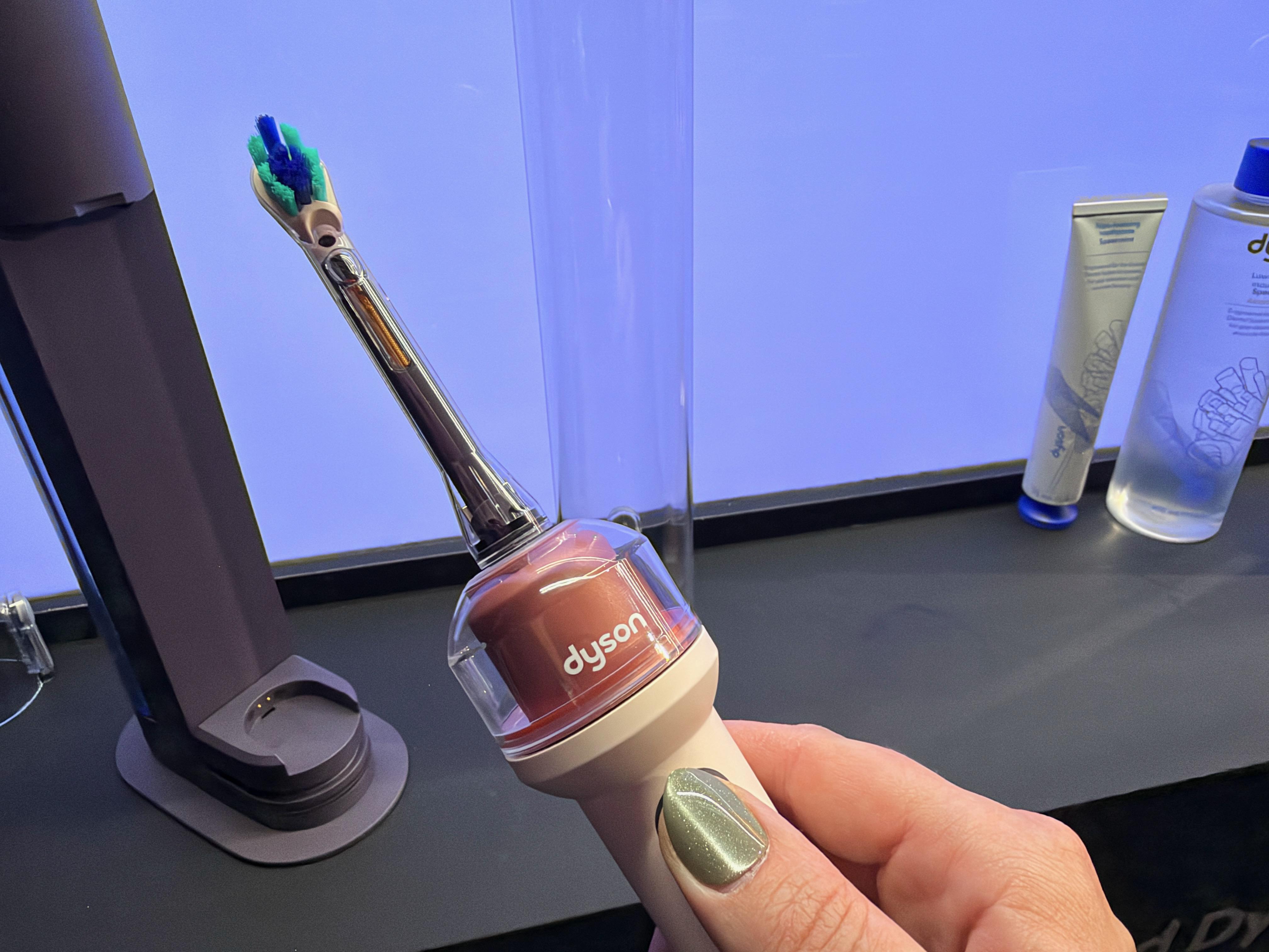 Some of Dyson’s 0 toothbrushes are breaking