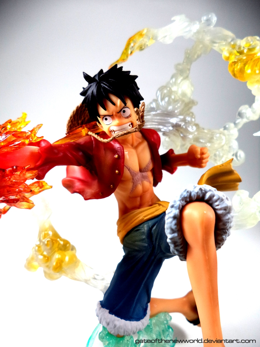 Figuarts Zero Monkey D Luffy Battle Ver Plavsky Particles