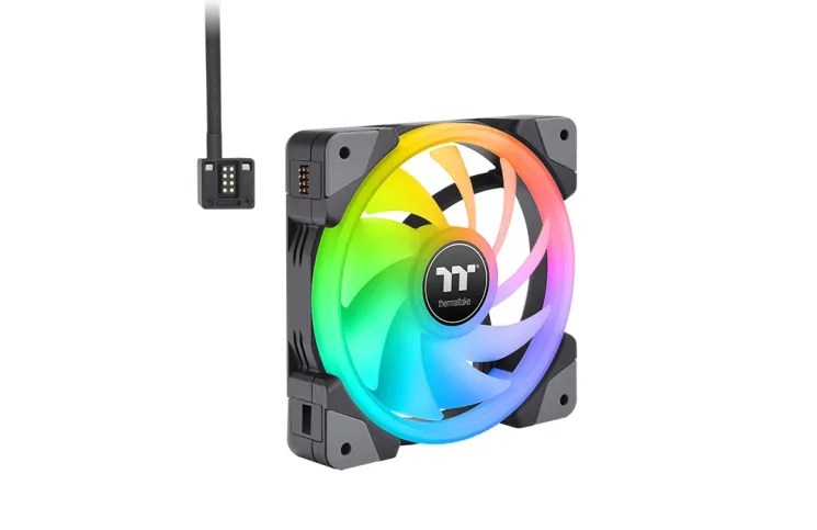 Thermaltake SWAFAN EX 12/14 RGB PC Fan Review | Play3r