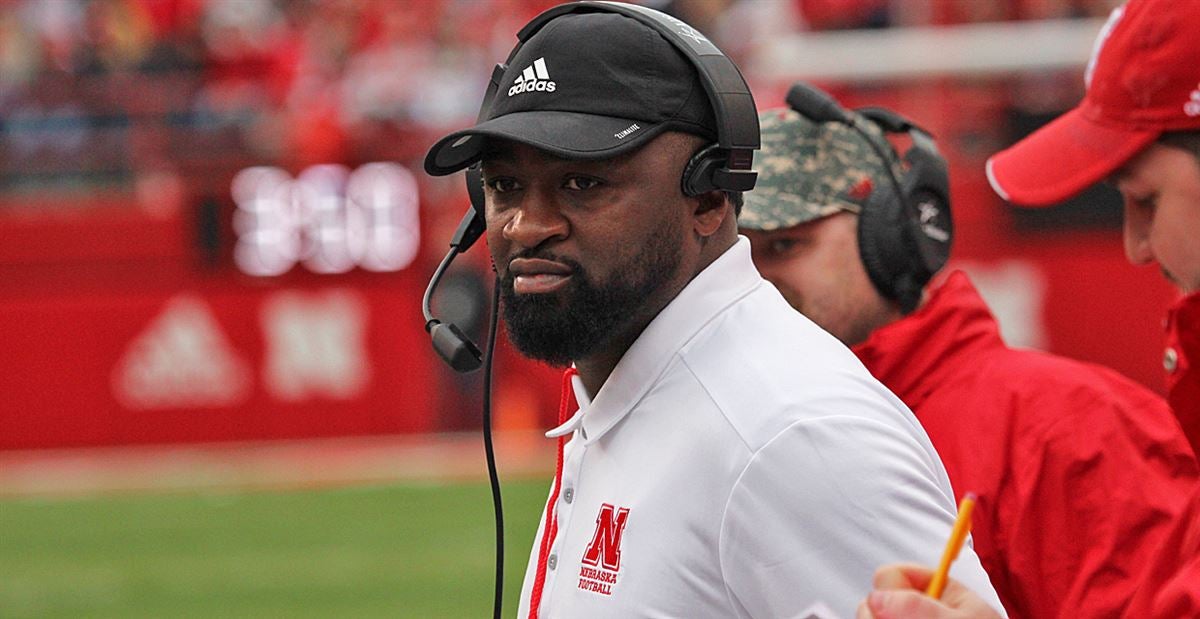 How is Dino Babers Filling the Gaps in His Coaching Staff?