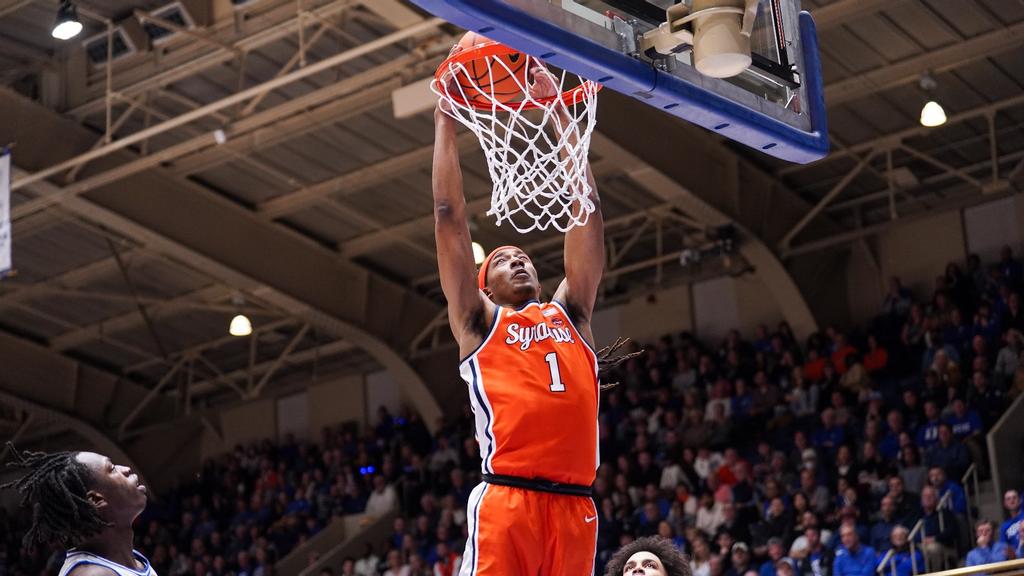 Syracuse Basketball Needs to Change Its Starting Lineup