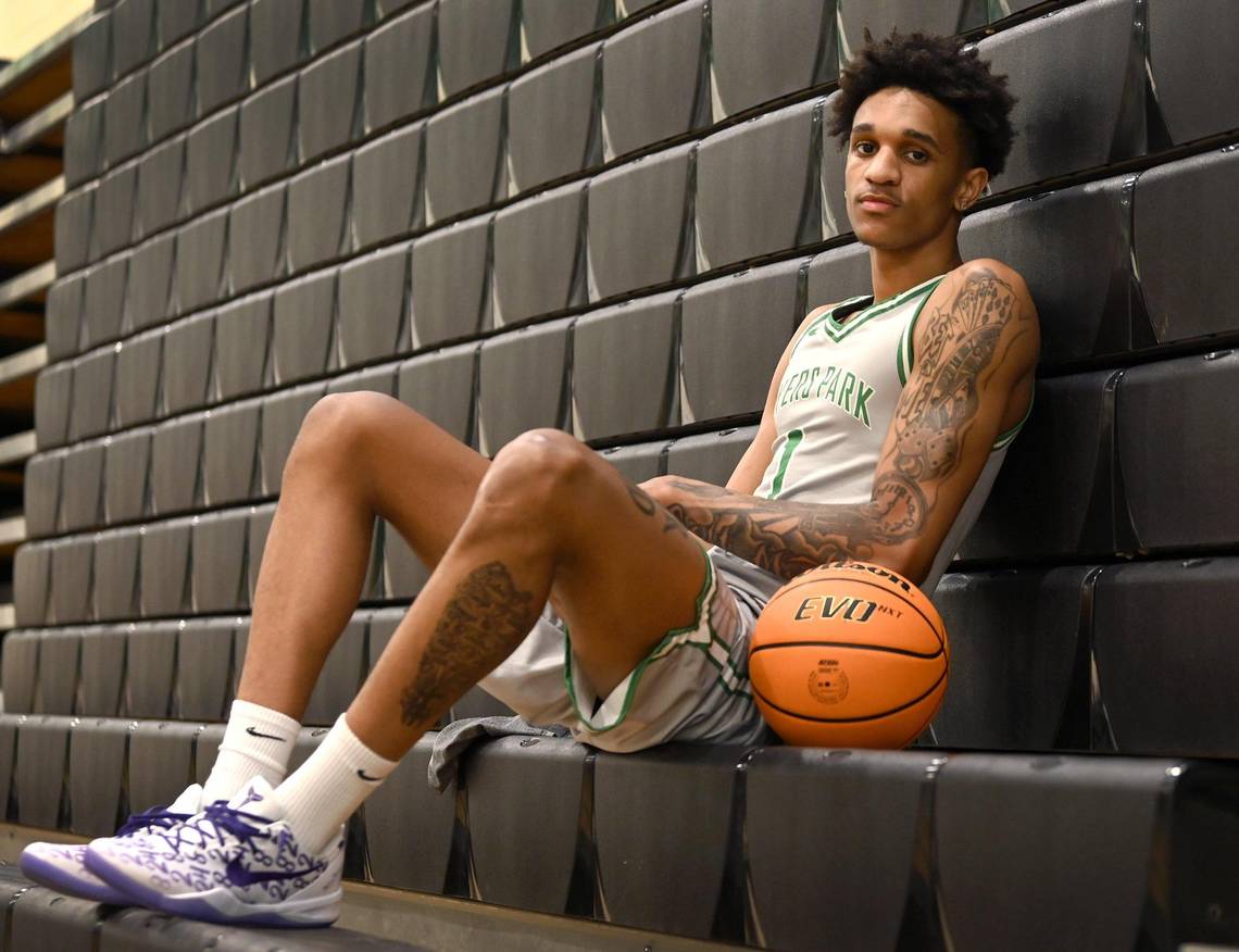 Sadiq White To Play Senior Season At IMG Academy