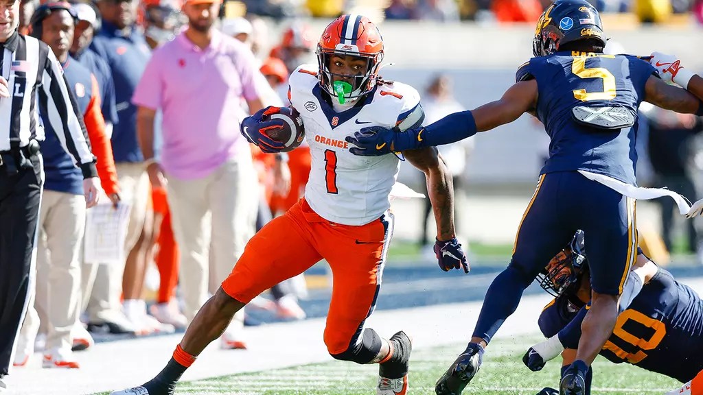 Does a win against UConn get Syracuse ranked?