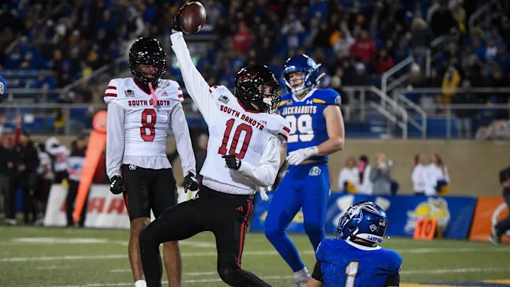 FCS All-American LB Gary Bryant Signs With Syracuse