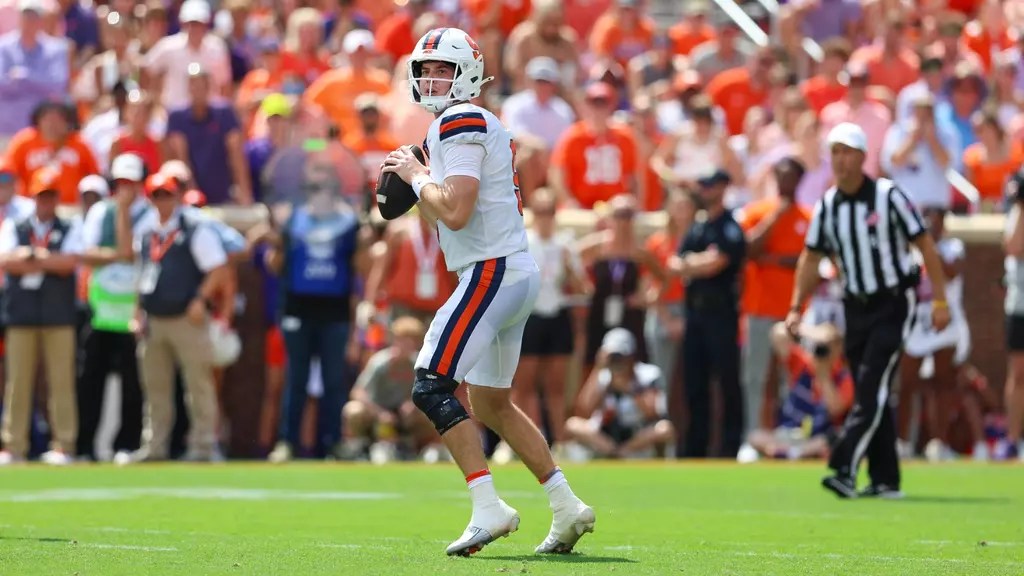 Syracuse QB Steve Angeli Out for Season With Torn Achilles